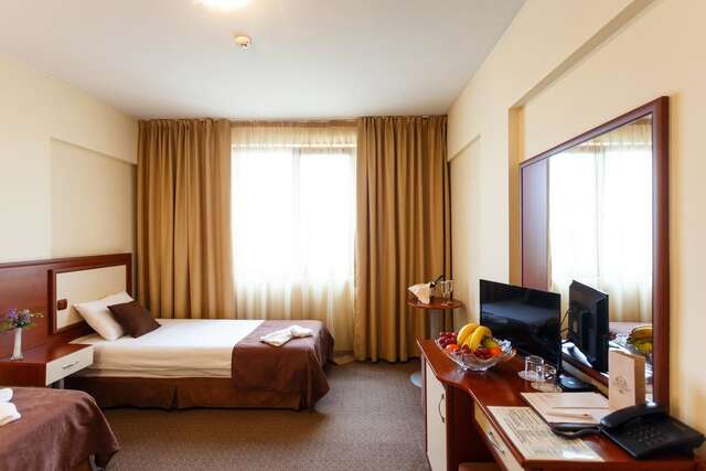Отель Nadejda Hotel София-17
